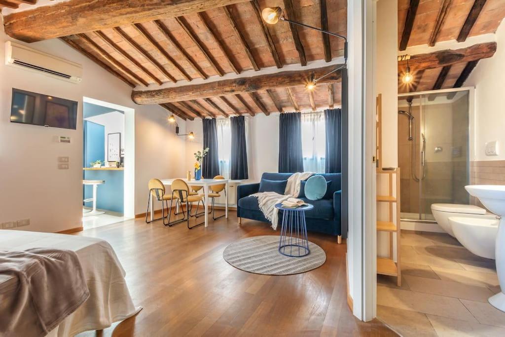 Mimosa- Loft Elegante Con Terrazza Nel Centro Di Siena Exterior foto