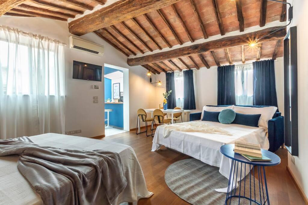 Mimosa- Loft Elegante Con Terrazza Nel Centro Di Siena Exterior foto
